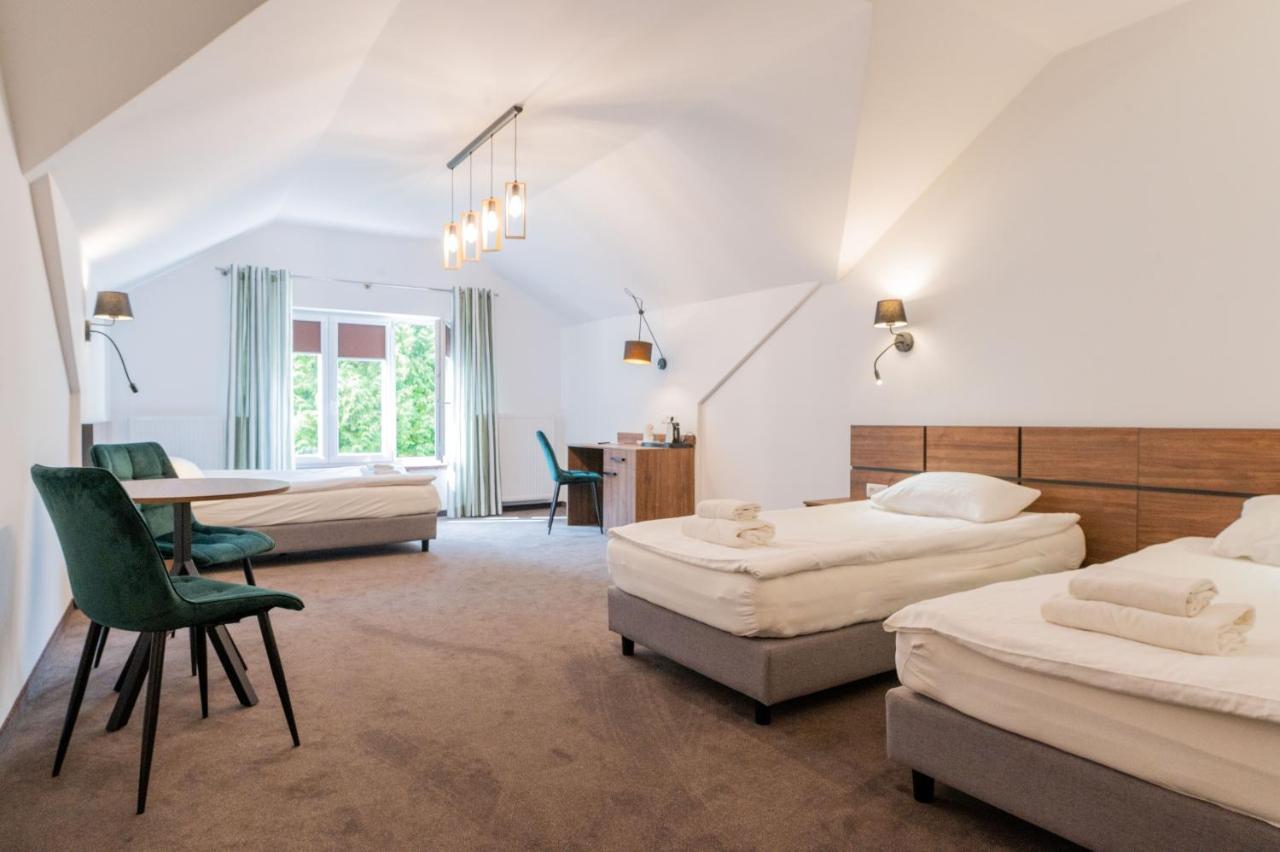 Hotel Odejewscy ฮอยนิตแซ ภายนอก รูปภาพ