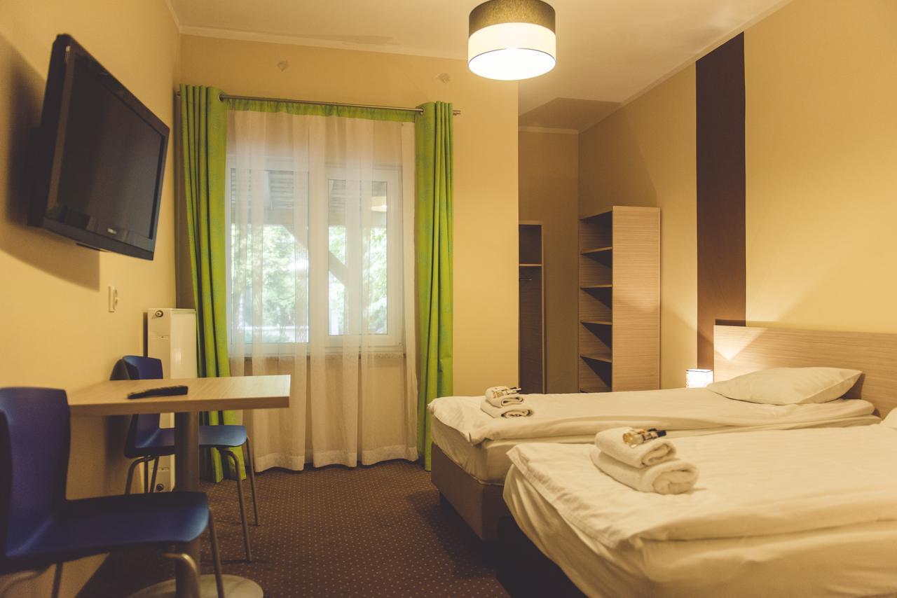 Hotel Odejewscy ฮอยนิตแซ ภายนอก รูปภาพ